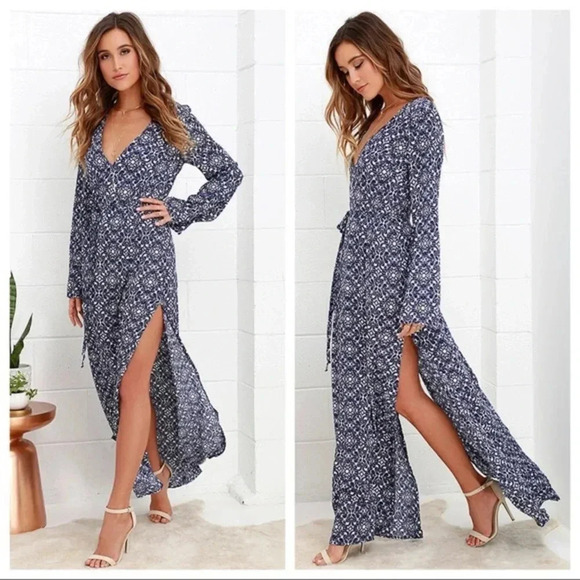 Lulus Dresses & Skirts - Lulus Mandala Daydream Blue Print Maxi dress